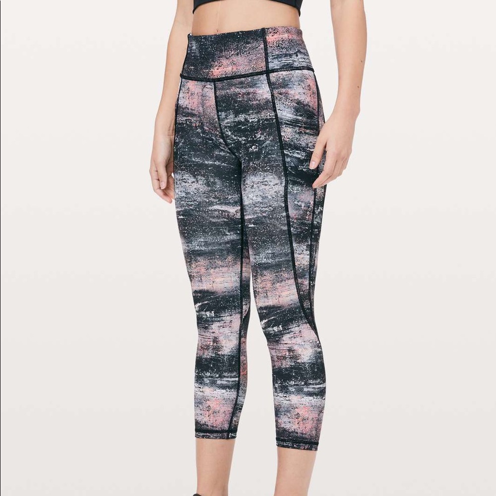 Lululemon Time to Sweat Crop leggings